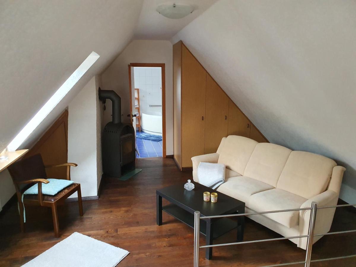 Apartment Binnenhafen Duisburgo Exterior foto